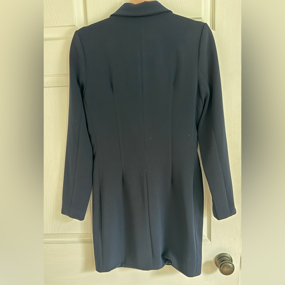 Dress - Picture 5 of 5